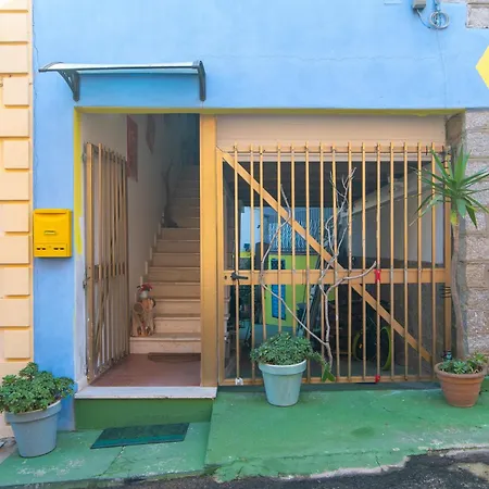 Rena Bianca Magico Trilo Rosso * Santa Teresa Gallura